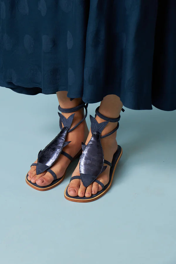 B Poisson Sandals