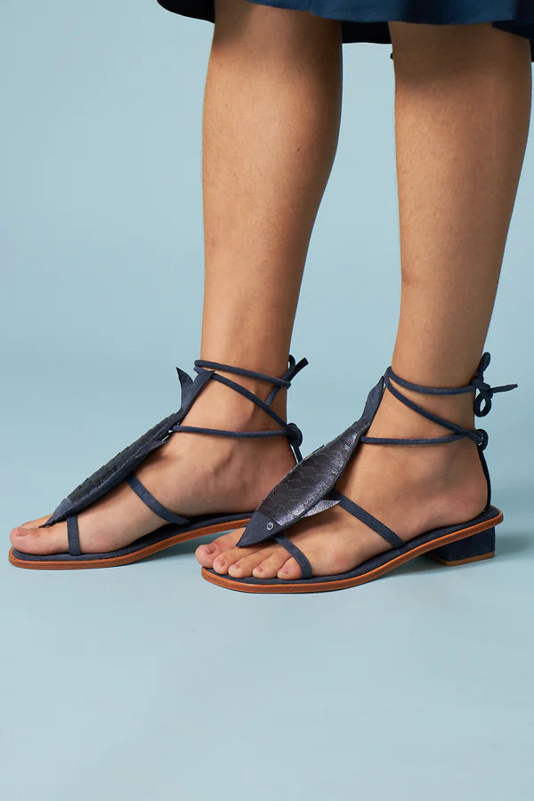 B Poisson Sandals
