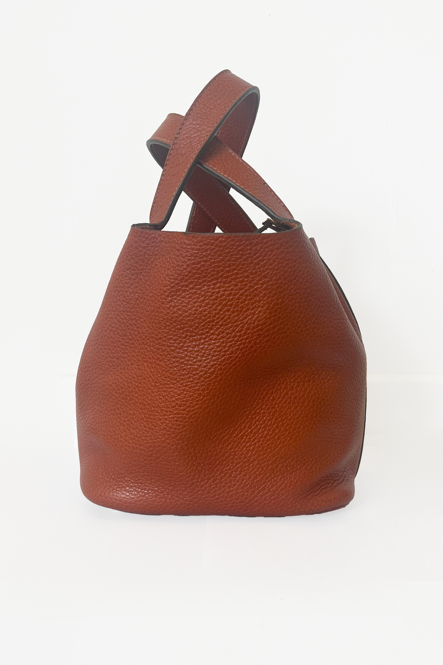 Versatile Bucket Bag