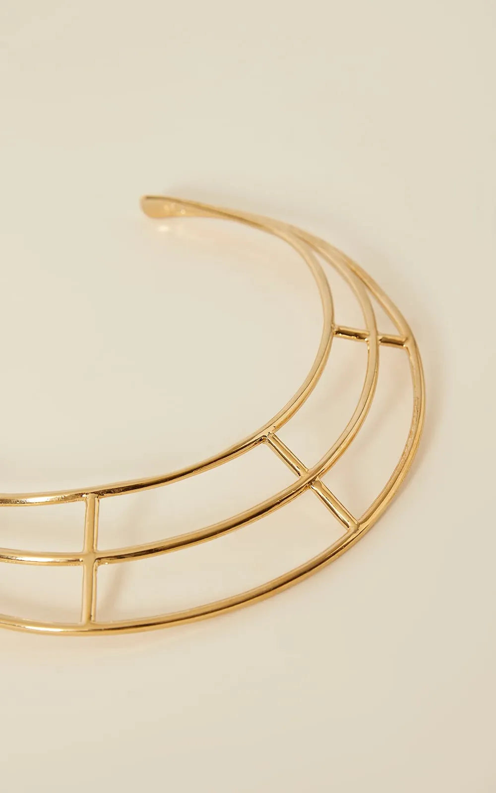 Light Golden Shackle Chocker