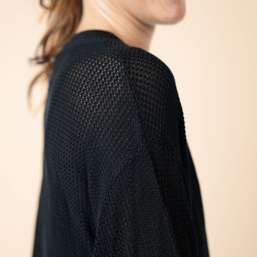 Assimetrico Knitted Blouse Details