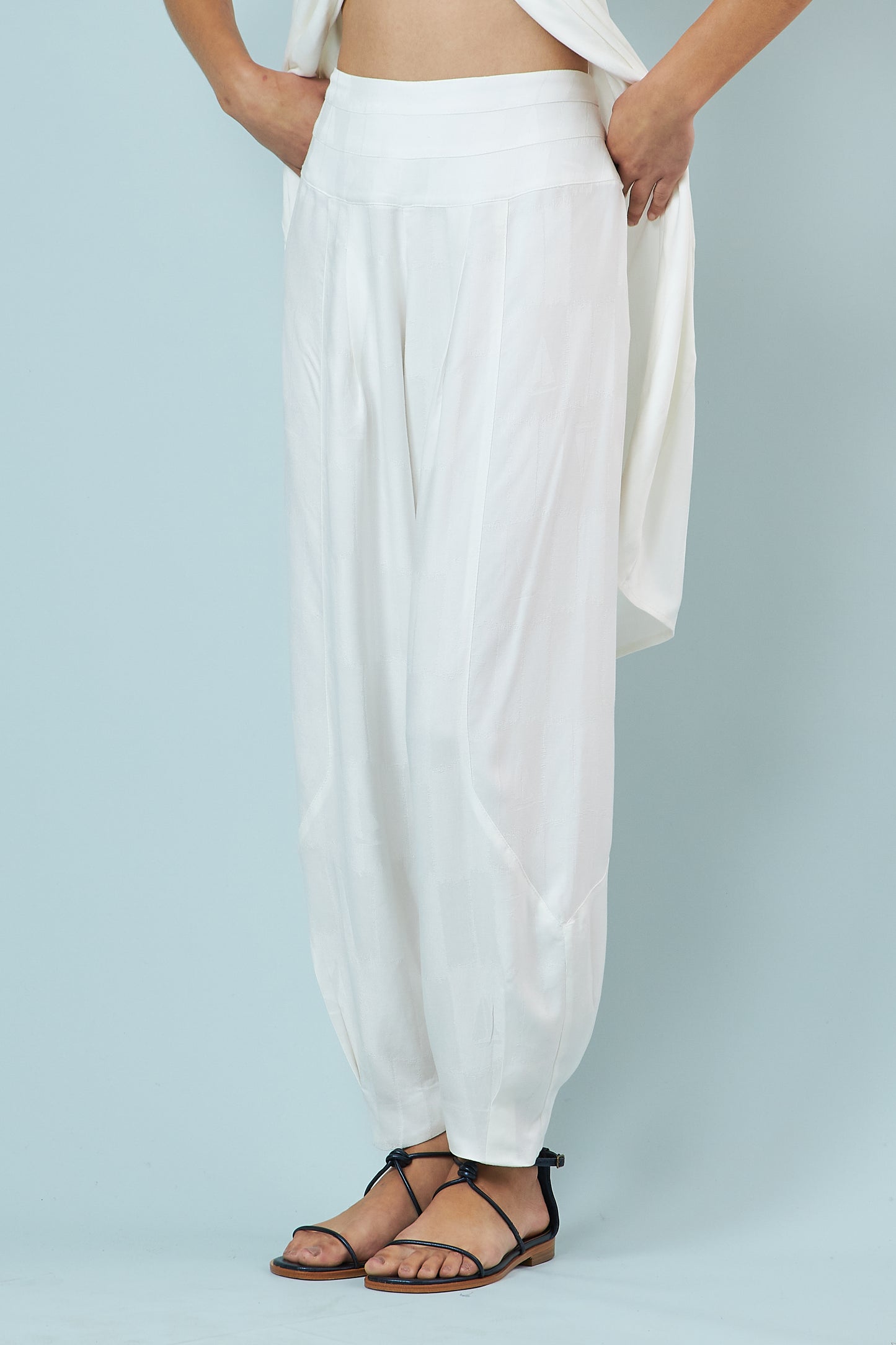 Monique Jacquard Pants