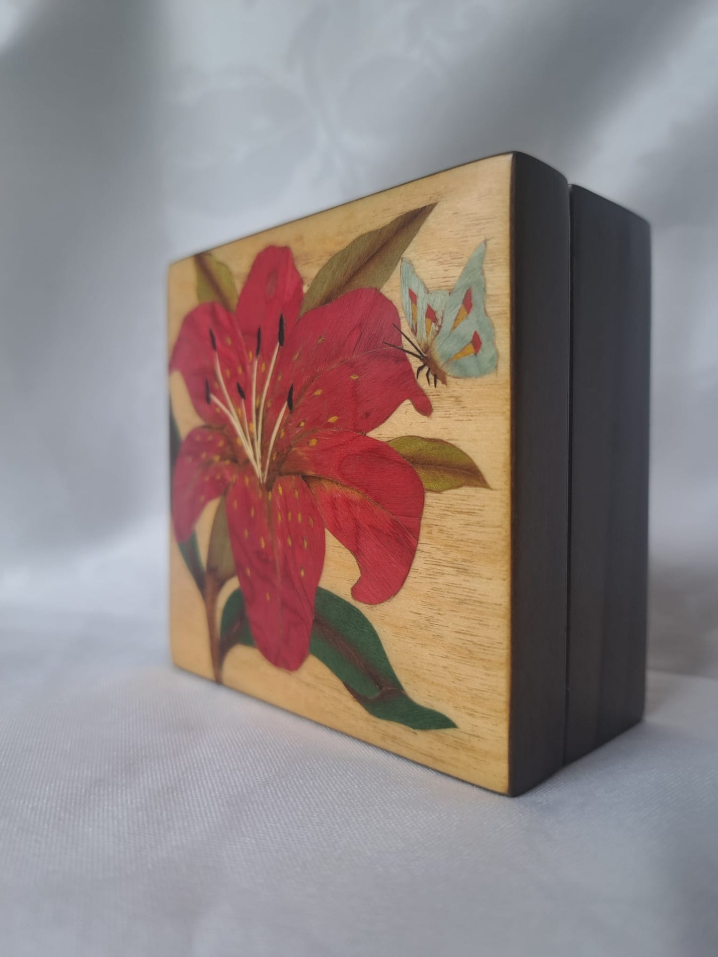 Marquetry Hibiscus Box
