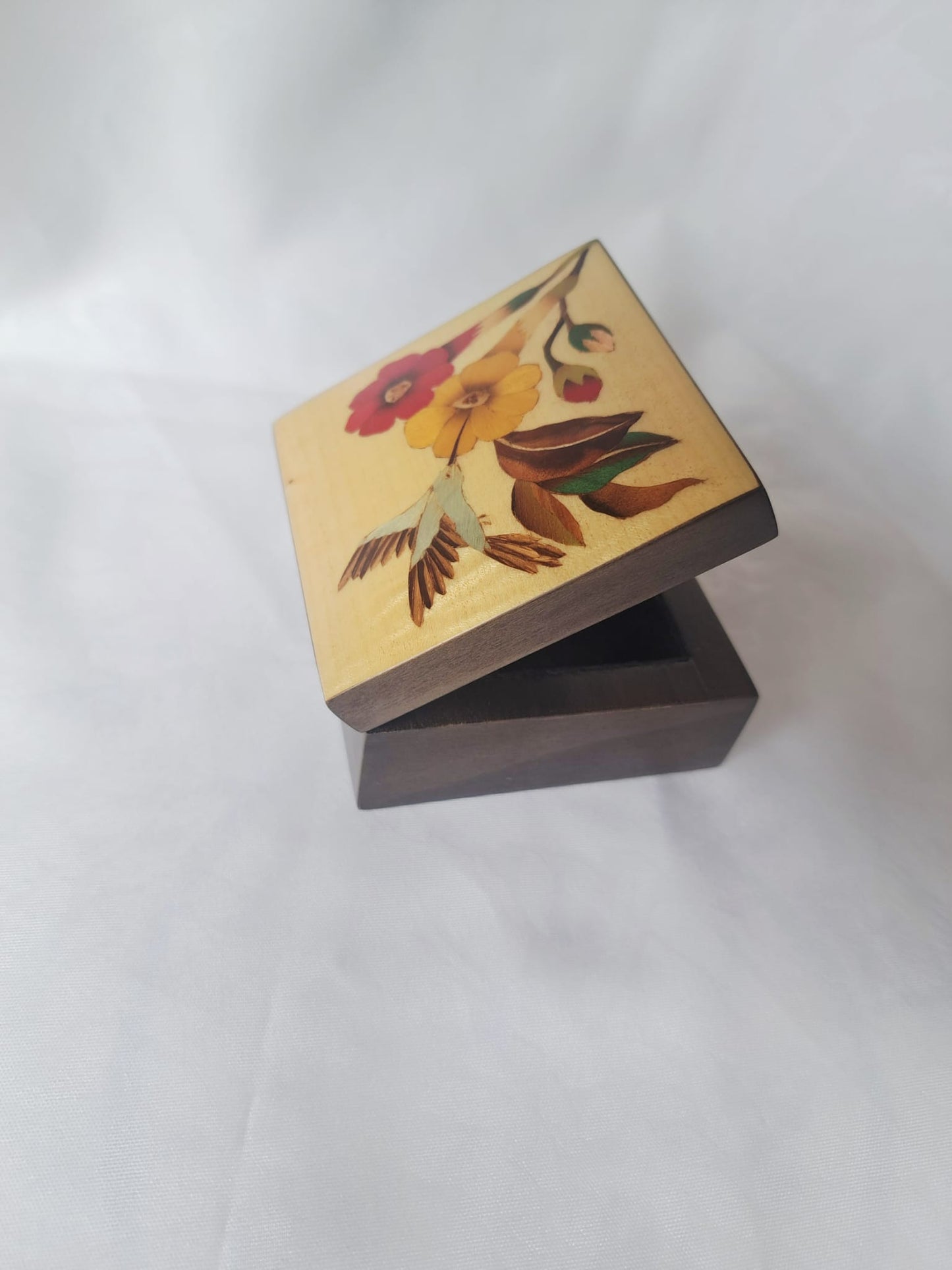 Marquetry Hummingbird Box