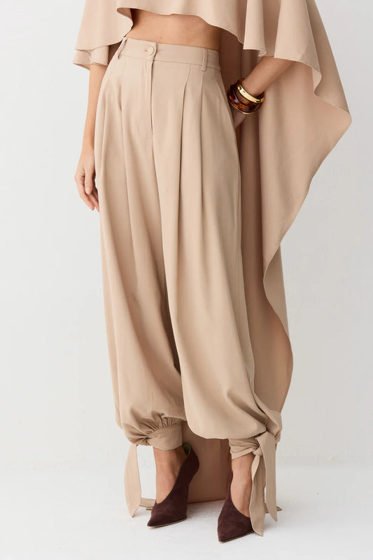 Reta Pregas Tie Pants - Beige
