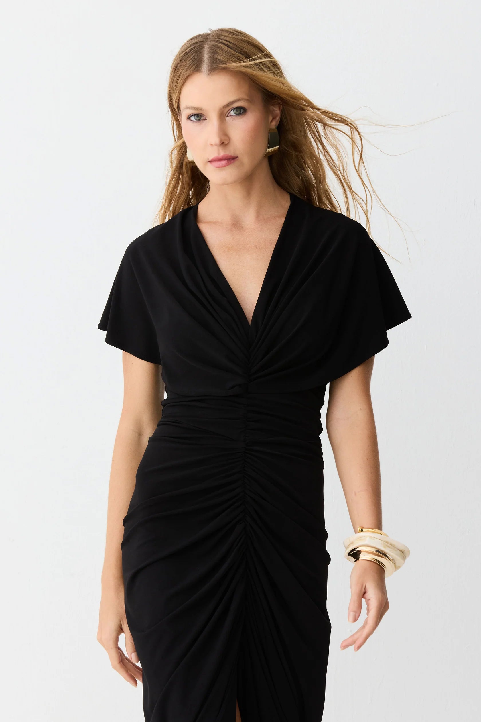 Decote V Midi Dress - Black