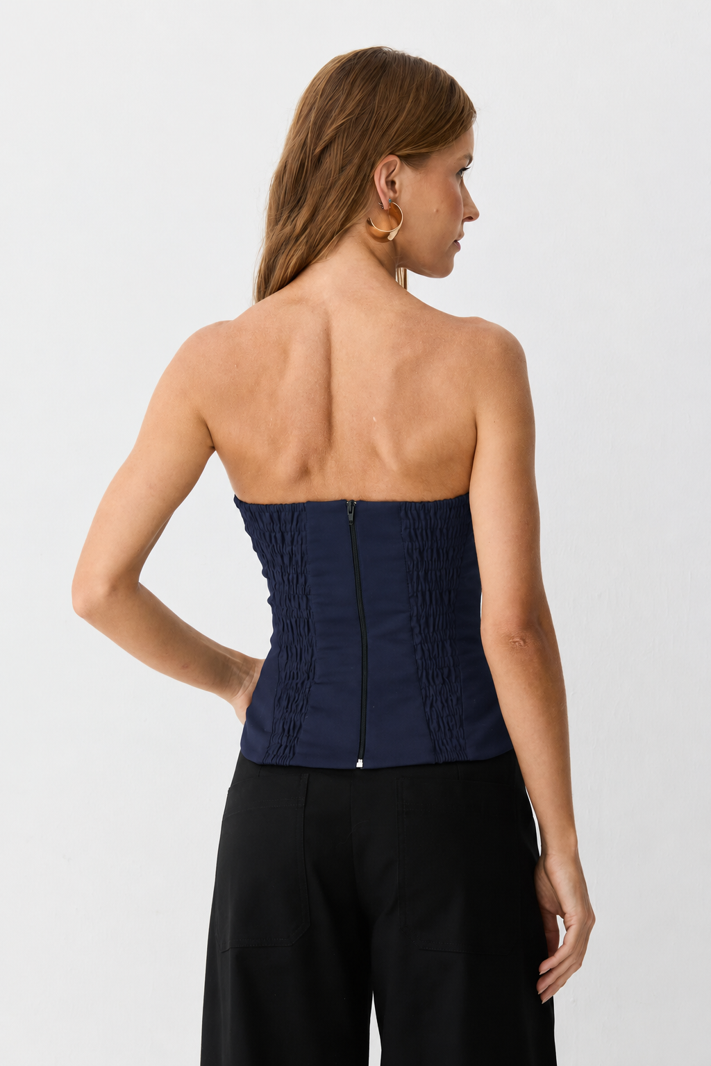 [REVISAR - imagem de referencia IA, nao e foto real] Barra Cropped Top - Navy